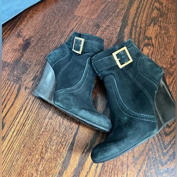Tory Burch  Black Suede Booties - sz 7.5 - Picture 5 of 14